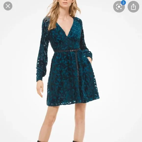Michael kors deals peacock print dress